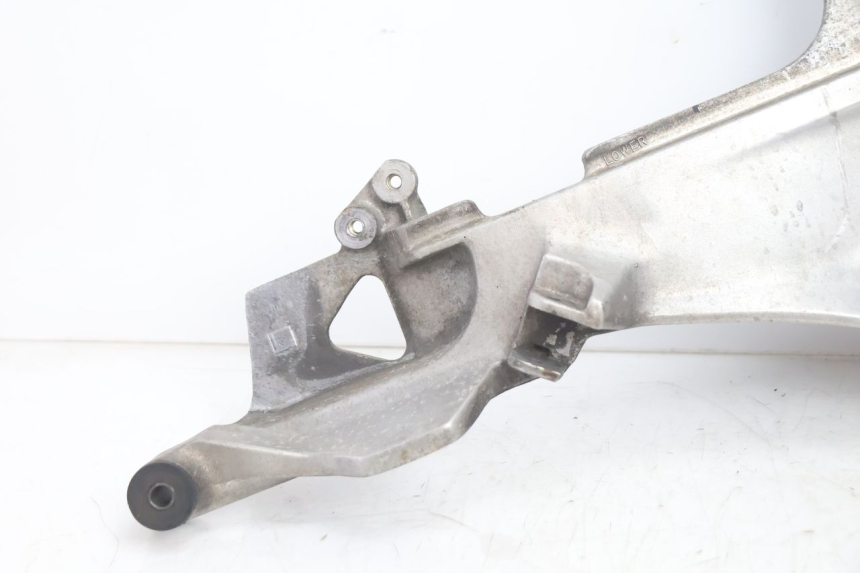 photo de FUSSRASTEN HALTEPLATTEN VORN RECHT HONDA ST PAN EUROPEAN 1100 (1990 - 2002) - Detailansicht des Bauteils