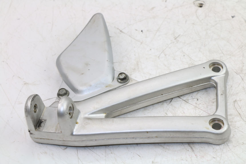 photo de FUSSRASTEN HALTEPLATTEN VORN RECHT DUCATI ST3 992 (2006 - 2008) - Zoom auf Gebrauchszustand