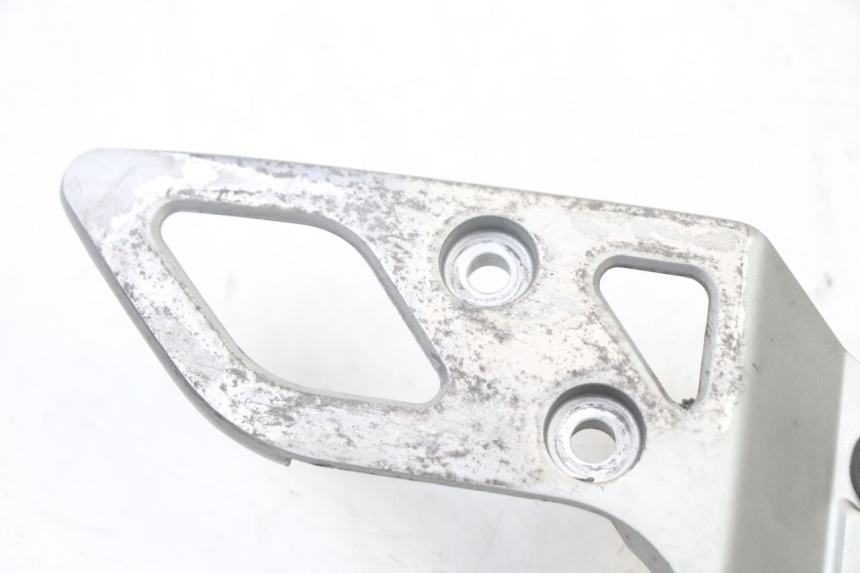 photo de FUSSRASTEN HALTEPLATTEN VORN RECHT SUZUKI GSX F GSXF 650 (2007 - 2015) - Detailansicht des Bauteils
