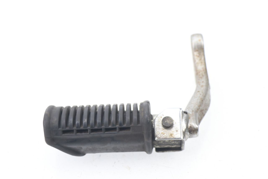 photo de FUSSRASTEN HALTEPLATTEN VORN RECHT SUZUKI TU X TUX VOLTY 125 (1999 - 2001) - Zoom auf Gebrauchszustand