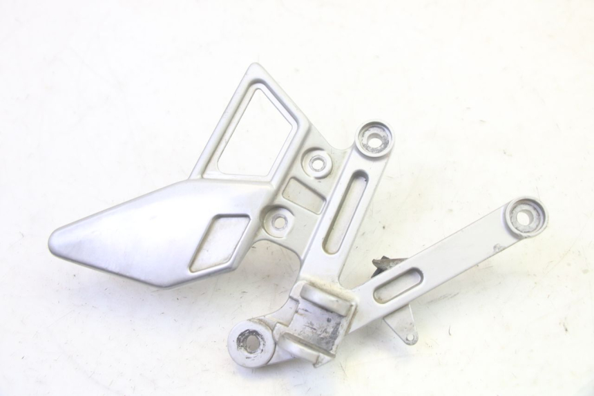 photo de FUSSRASTEN HALTEPLATTEN VORN RECHT YAMAHA TZR 50 (2008 - 2016) - Hauptansicht