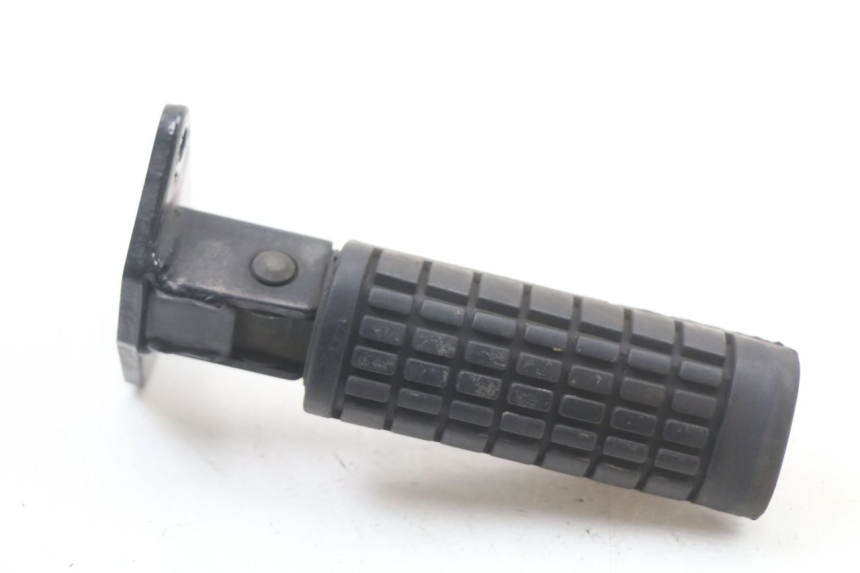 photo de Fußrastenhalterung vorne rechts SUZUKI VL INTRUDER 125 (2004 - 2007) - Detailansicht des Bauteils