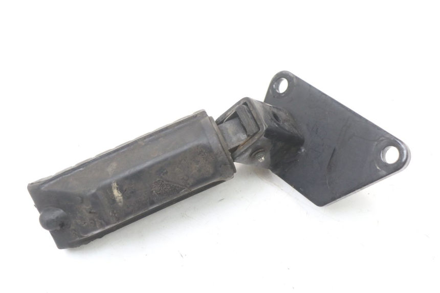 photo de Fußrastenhalterung vorne rechts SUZUKI VL INTRUDER 125 (2004 - 2007) - Technische Nahaufnahme