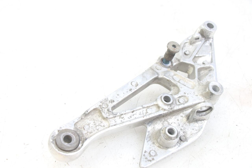 photo de FUSSRASTEN HALTEPLATTEN VORN RECHT YAMAHA XJN DIVERSION 600 (2000 - 2003) - Zoom auf Gebrauchszustand