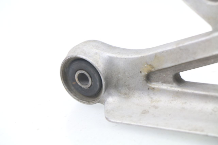 photo de FUSSRASTEN HALTEPLATTEN VORN RECHT YAMAHA XJN XJ N DIVERSION 600 (1994 - 1997) - Details der Befestigungspunkte