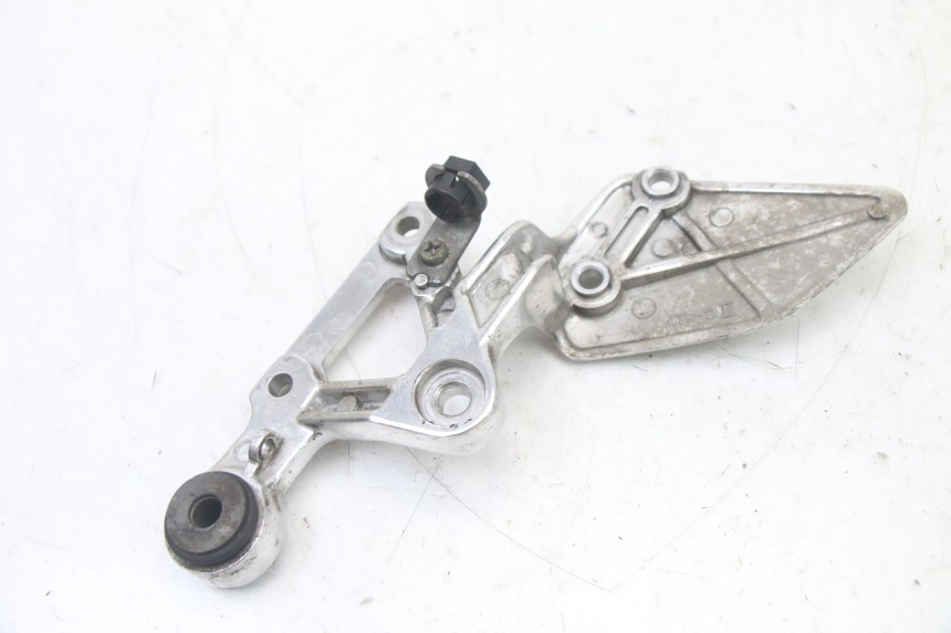 photo de RECHTE VORDERE FUßRASTENHALTERUNG YAMAHA FZS FAZER 600 (2001 - 2003) - Gesamtansicht des Produkts