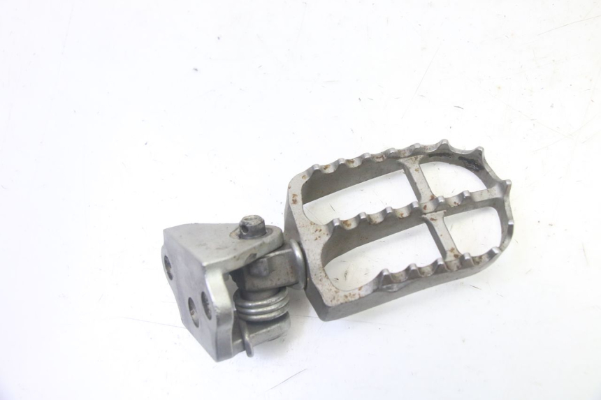 photo de FUSSRASTEN HALTEPLATTEN VORN RECHT YAMAHA YZF YZ-F 450 (2014 - 2016) - Hauptansicht