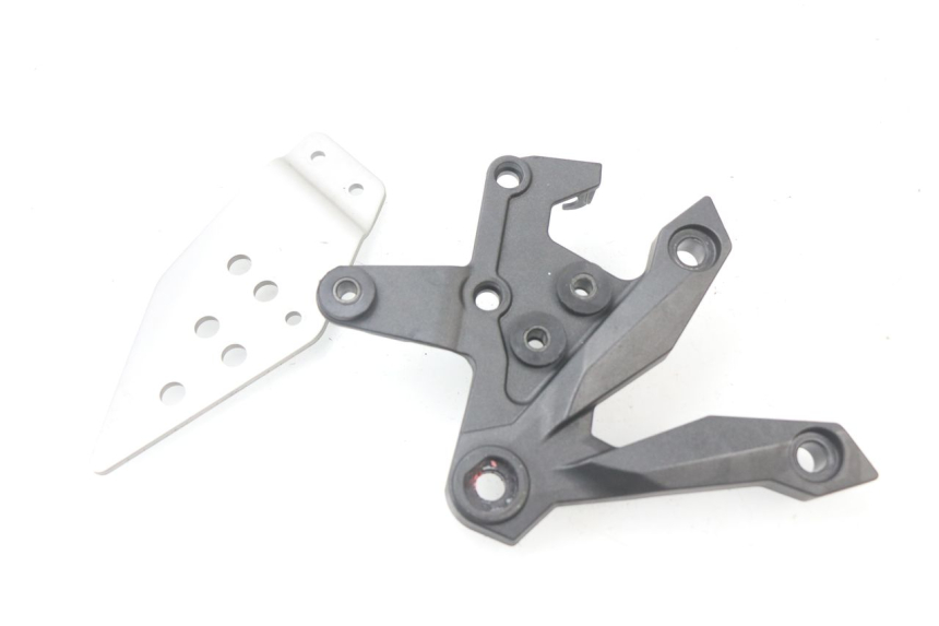 photo de FUSSRASTEN HALTEPLATTEN VORN RECHT KAWASAKI Z ABS 750 (2007 - 2013) - Alternative Perspektive