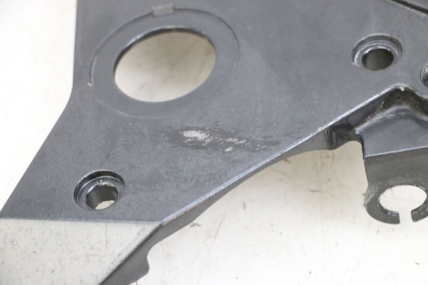 photo de FUSSRASTEN HALTEPLATTEN VORN RECHT KAWASAKI ZR 7 750 (1999 - 2004) - Technische Nahaufnahme