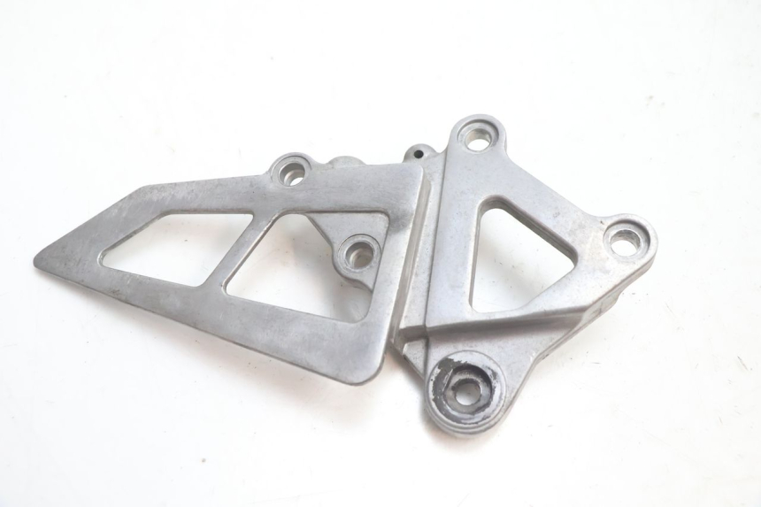 photo de RECHTE VORDERE FUßRASTENHALTERUNG KAWASAKI ZX-6R ZX6R 600 (1995 - 1997) - Hauptansicht