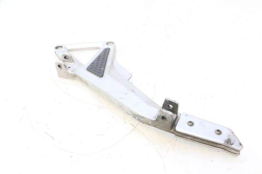 photo de FUSSRASTEN HALTEPLATTEN VORN LINKS HONDA CB F HORNET 600 (2005 - 2006) - Technische Nahaufnahme