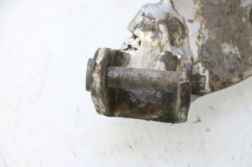 photo de FUSSRASTEN HALTEPLATTEN VORN LINKS HONDA CRF CR-F 125 (2020 - 2021) - Technische Nahaufnahme