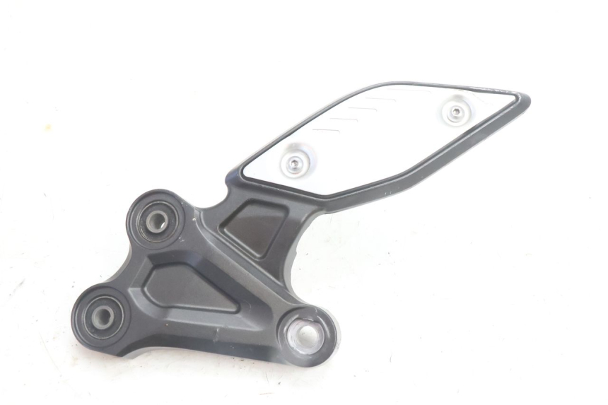 photo de FUSSRASTEN HALTEPLATTEN VORN LINKS YAMAHA FZ8 800 (2010 - 2016) - Hauptansicht