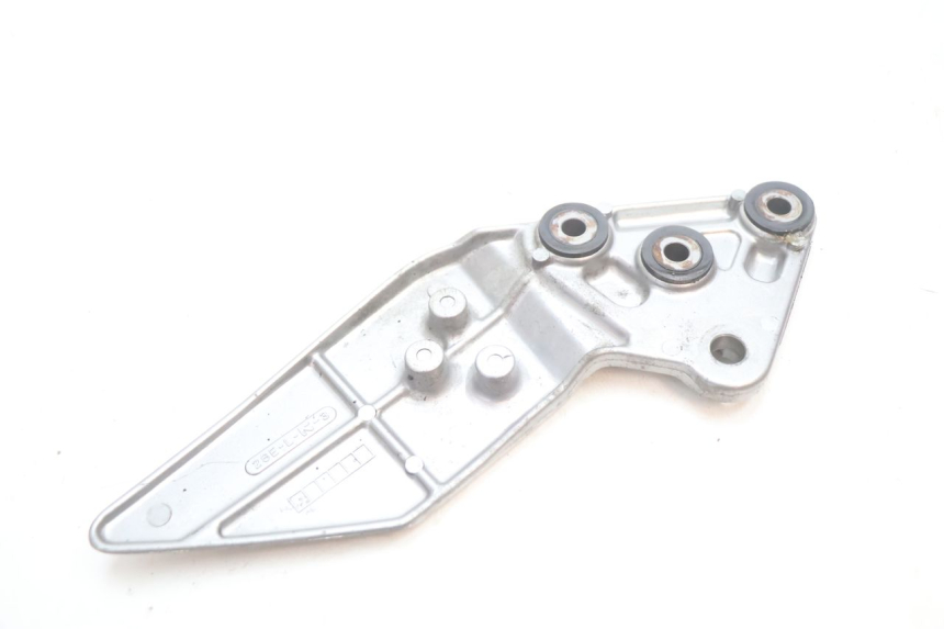 photo de FUSSRASTEN HALTEPLATTEN VORN LINKS SUZUKI GSF N BANDIT 1200 (2001 - 2005) - Alternative Perspektive