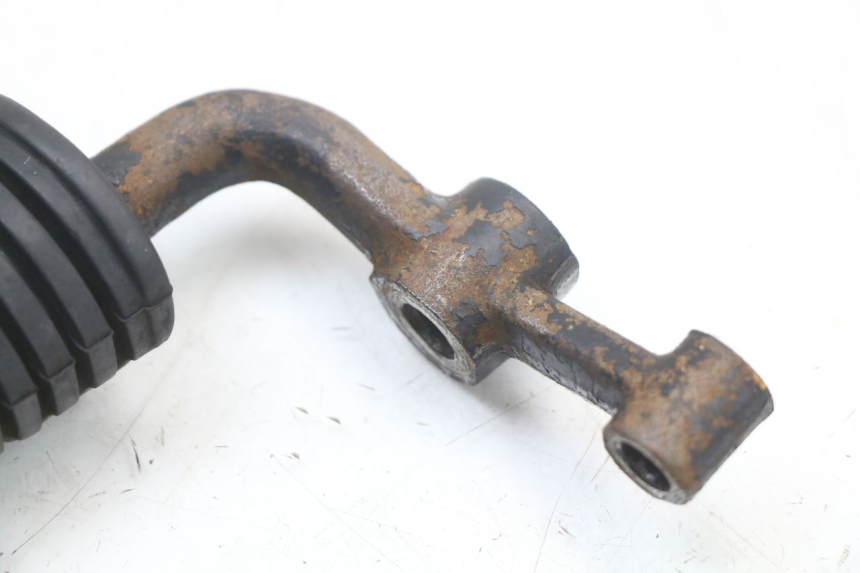 photo de FUSSRASTEN HALTEPLATTEN VORN LINKS SUZUKI GSX E 250 (1982 - 1983) - Alternative Perspektive