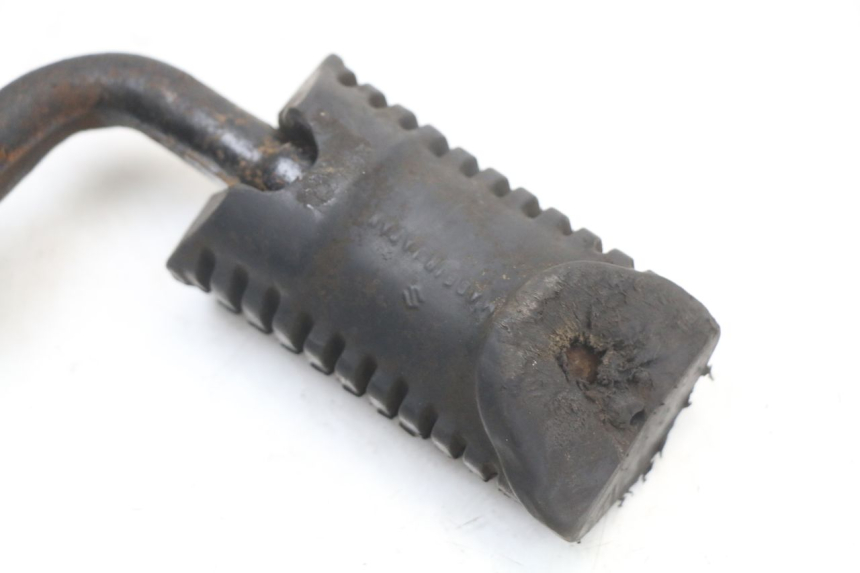 photo de FUSSRASTEN HALTEPLATTEN VORN LINKS SUZUKI GSX E 250 (1982 - 1983) - Details der Befestigungspunkte