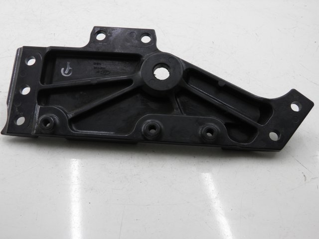 photo de FUSSRASTEN HALTEPLATTEN VORN LINKS KAWASAKI ZEPHYR 550 (1991 - 1998) - Detailansicht des Bauteils