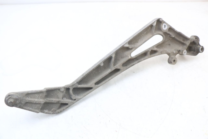 photo de LINKE VORDERE FUßRASTENHALTERUNG HONDA NTV DEAUVILLE 650 (1998 - 2001) - Technische Nahaufnahme