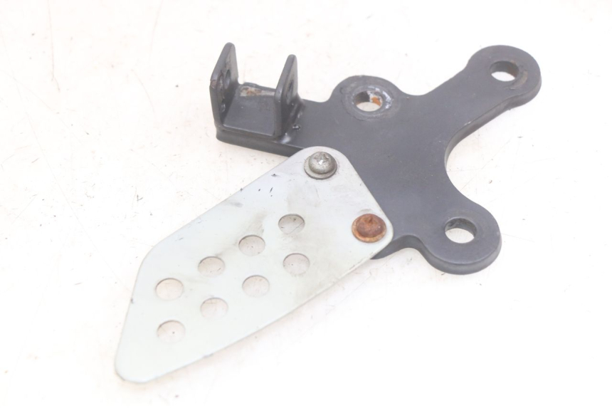 photo de LINKE VORDERE FUßRASTENHALTERUNG YAMASAKI ROADSTER 50 (2013 - 2018) - Zoom auf Gebrauchszustand