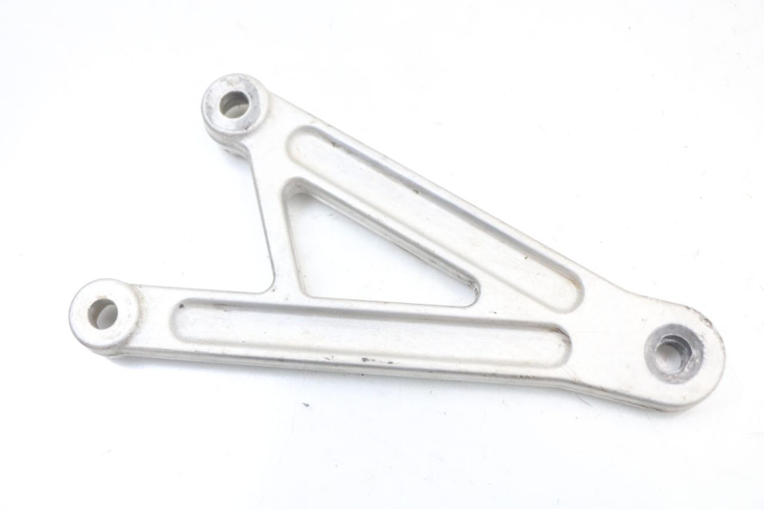 photo de FUSSRASTEN HALTEPLATTEN VORN LINKS APRILIA RS 50 (2006 - 2010) - Detailansicht des Bauteils