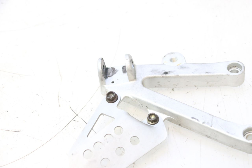 photo de FUSSRASTEN HALTEPLATTEN VORN LINKS DUCATI SS IE DS CARENEE 1000 (2002 - 2006) - Detailansicht des Bauteils