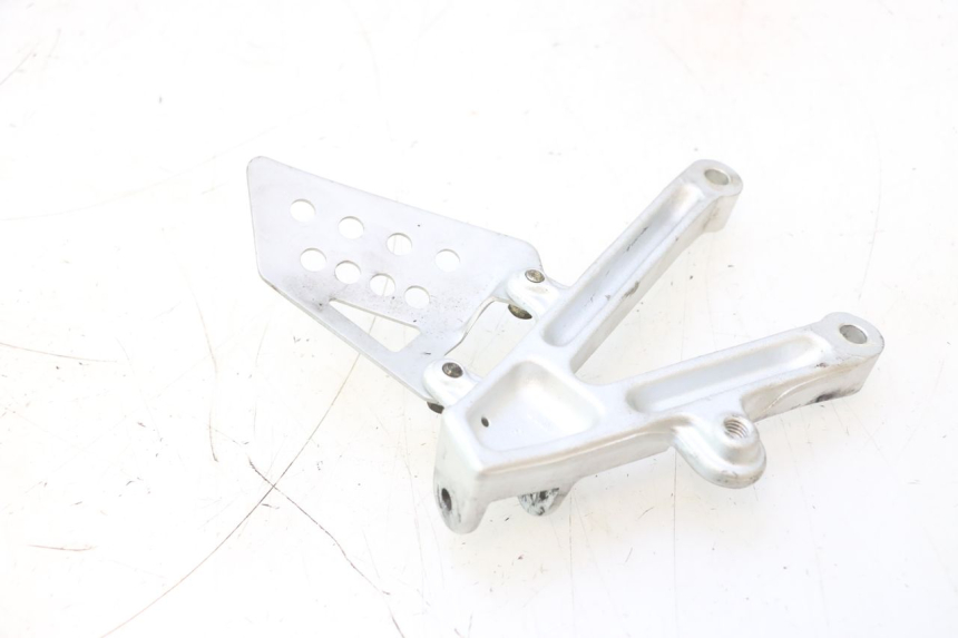 photo de FUSSRASTEN HALTEPLATTEN VORN LINKS DUCATI SS IE DS CARENEE 1000 (2002 - 2006) - Technische Nahaufnahme