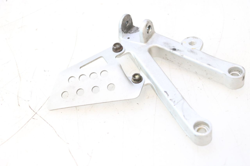 photo de FUSSRASTEN HALTEPLATTEN VORN LINKS DUCATI SS IE DS CARENEE 1000 (2002 - 2006) - Details der Befestigungspunkte