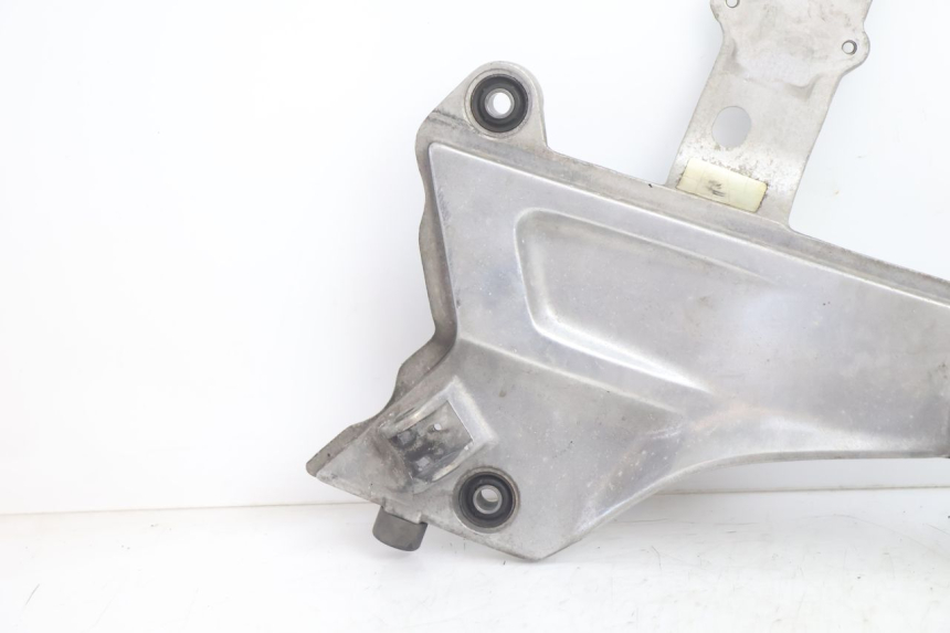 photo de FUSSRASTEN HALTEPLATTEN VORN LINKS HONDA ST PAN EUROPEAN 1100 (1990 - 2002) - Detailansicht des Bauteils