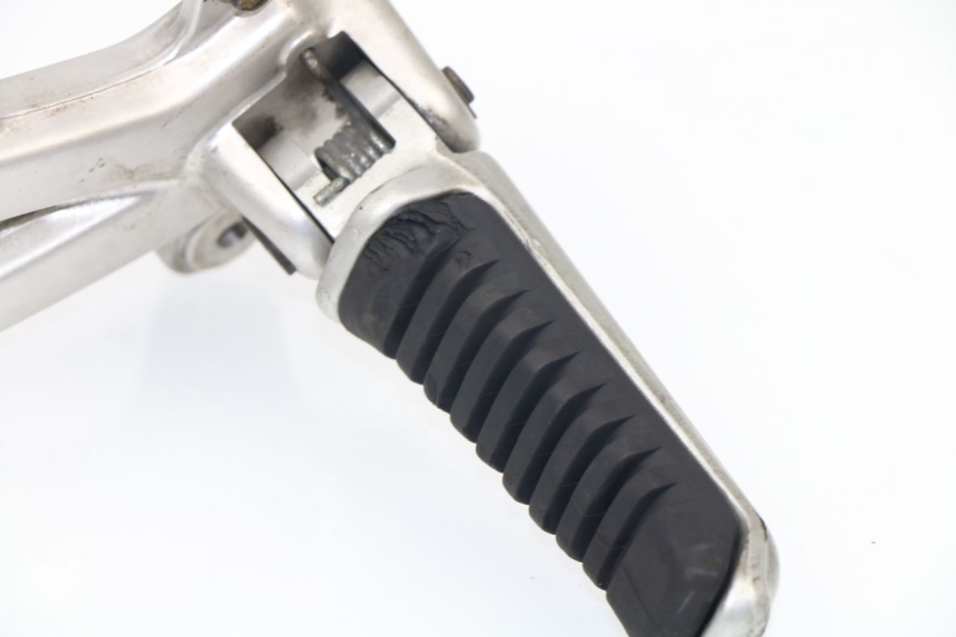 photo de FUSSRASTEN HALTEPLATTEN VORN LINKS DUCATI ST2 944 (1997 - 2003) - Gesamtansicht des Produkts