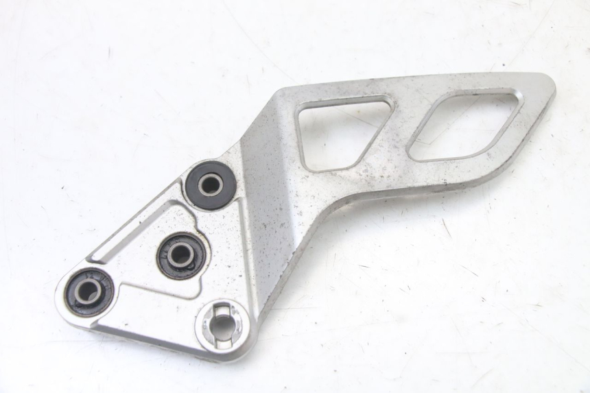 photo de FUSSRASTEN HALTEPLATTEN VORN LINKS SUZUKI GSX F GSXF 650 (2007 - 2015) - Hauptansicht