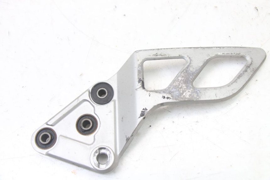 photo de FUSSRASTEN HALTEPLATTEN VORN LINKS SUZUKI GSX F GSXF 650 (2007 - 2015) - Hauptansicht