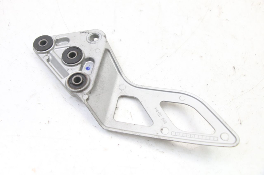 photo de FUSSRASTEN HALTEPLATTEN VORN LINKS SUZUKI GSX F GSXF 650 (2007 - 2015) - Oberflächenzustand und Material