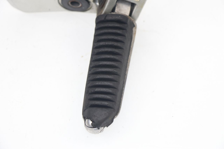 photo de FUSSRASTEN HALTEPLATTEN VORN LINKS SUZUKI GSX F GSXF 750 (1988 - 1998) - Oberflächenzustand und Material