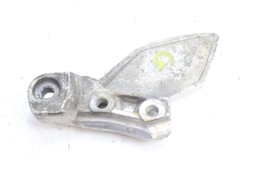 photo de FUSSRASTEN HALTEPLATTEN VORN LINKS YAMAHA XJR 1300 (1998 - 2002) - Alternative Perspektive