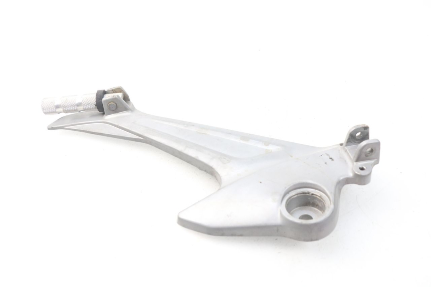 photo de FUSSRASTEN HALTEPLATTEN VORN LINKS HONDA XLV VARADERO 125 (2000 - 2006) - Zoom auf Gebrauchszustand