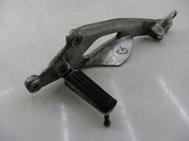 photo de FUSSRASTEN HALTEPLATTEN VORN LINKS YAMAHA TDM 900 (2004 - 2006) - Hauptansicht