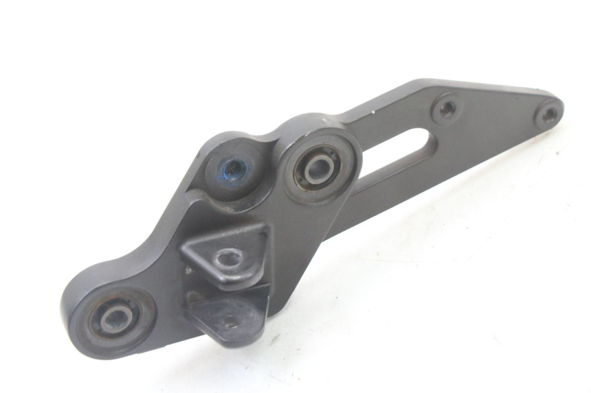 photo de FUSSRASTEN HALTEPLATTEN VORN LINKS YAMAHA TRACER 7 700 (2020 - 2024) - Hauptansicht