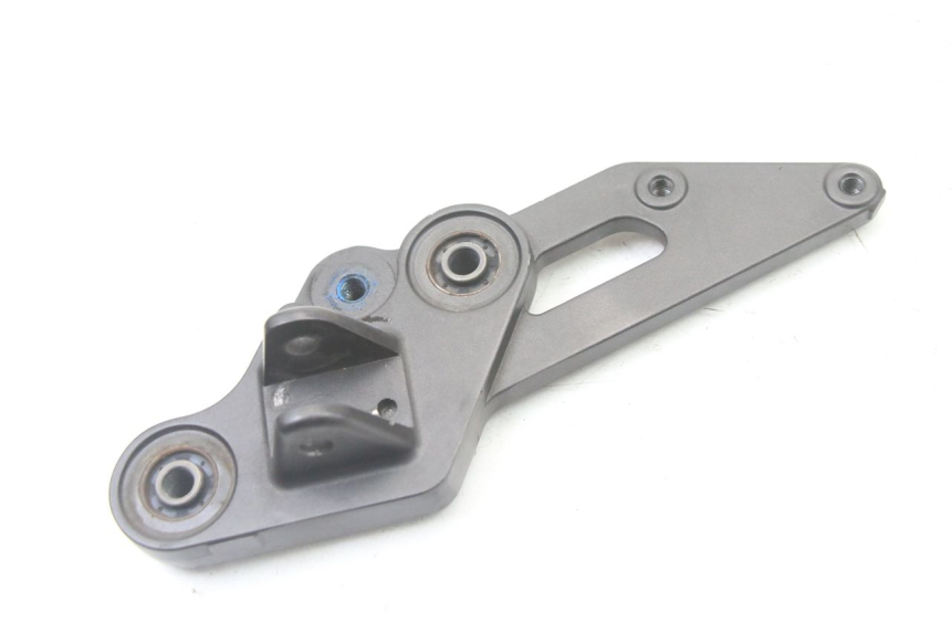 photo de FUSSRASTEN HALTEPLATTEN VORN LINKS YAMAHA TRACER 7 700 (2020 - 2024) - Detailansicht des Bauteils