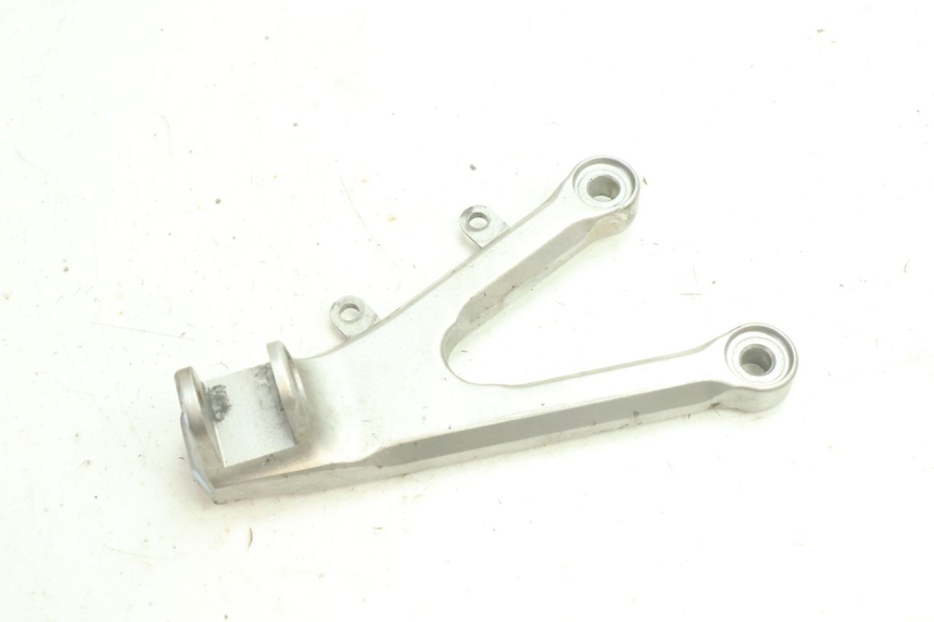 photo de FUSSRASTEN HALTEPLATTEN VORN LINKS YAMAHA YZF R6 600 (2008 - 2009) - Hauptansicht