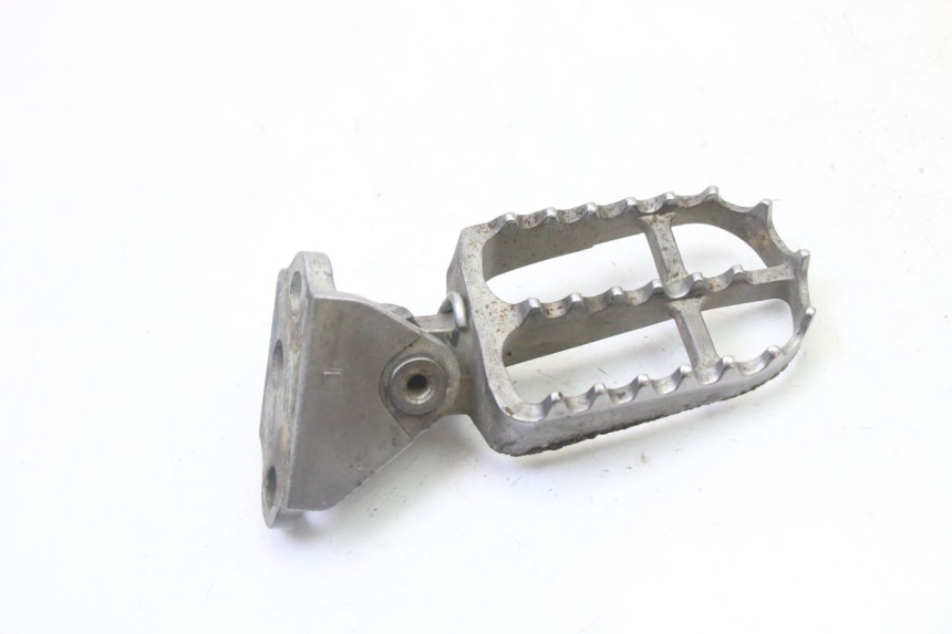 photo de FUSSRASTEN HALTEPLATTEN VORN LINKS YAMAHA YZF YZ-F 450 (2014 - 2016) - Alternative Perspektive