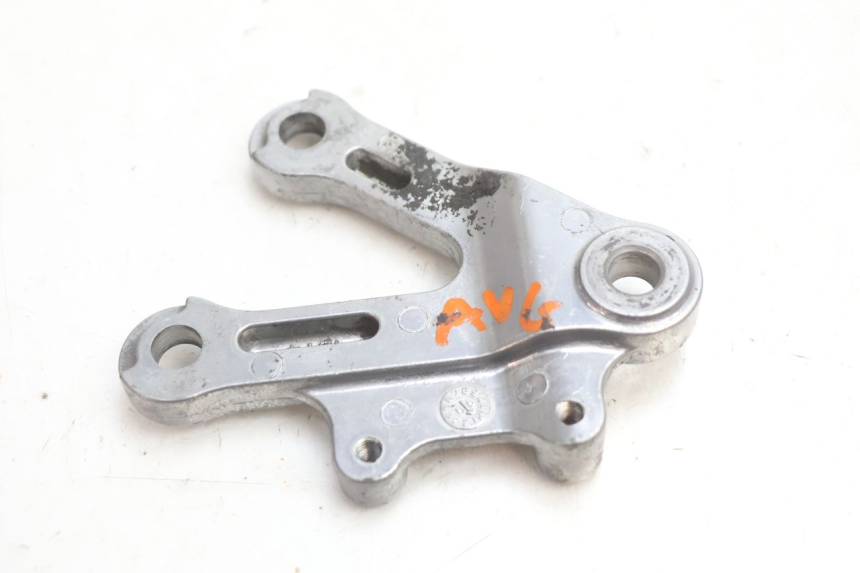 photo de FUSSRASTEN HALTEPLATTEN VORN LINKS KAWASAKI ZX-6R ZX6R 600 (2000 - 2002) - Zoom auf Gebrauchszustand