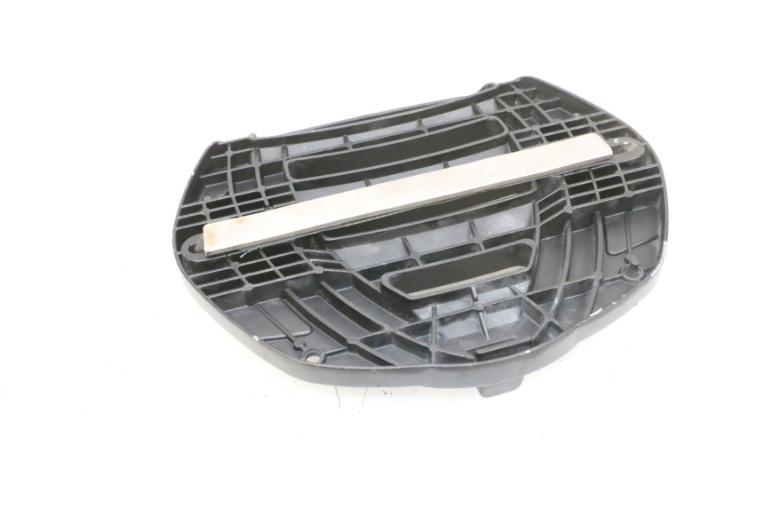 photo de GEPÄCKTRÄGER SUZUKI DL V STROM 1000 (2002 - 2007) - Detailansicht des Bauteils