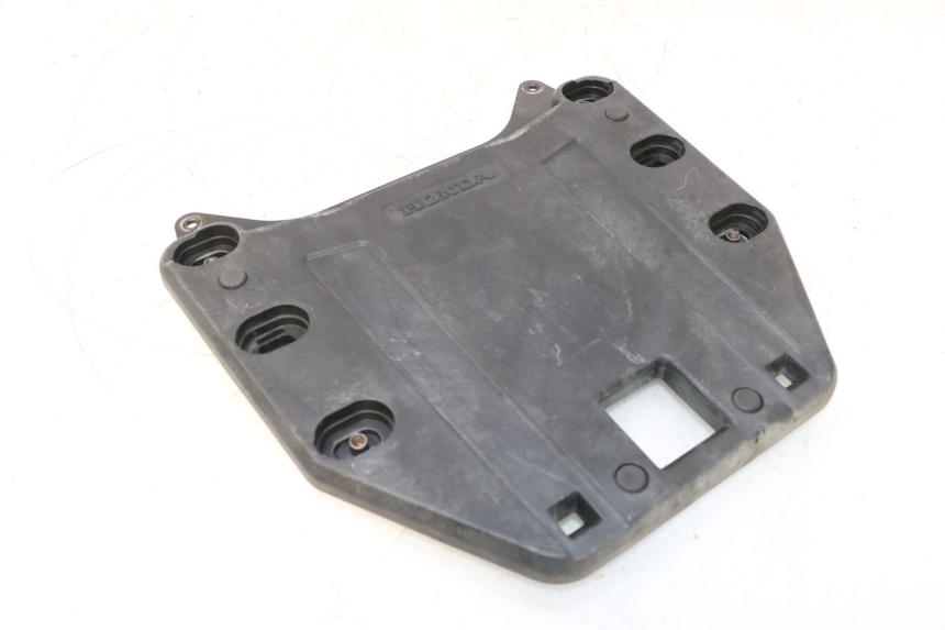 photo de GEPÄCKTRÄGER HONDA XLV VARADERO 125 (2007 - 2012) - Detailansicht des Bauteils