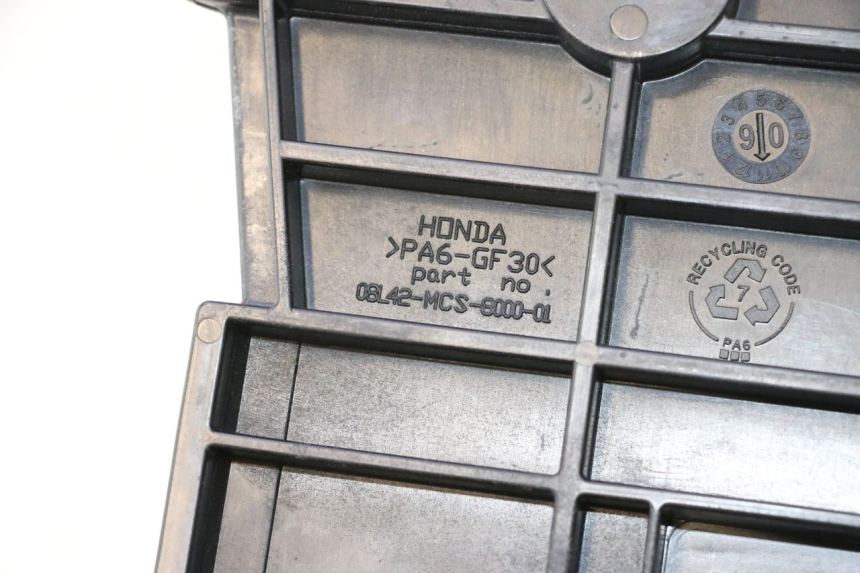photo de GEPÄCKTRÄGER HONDA XLV VARADERO 125 (2007 - 2012) - Technische Nahaufnahme