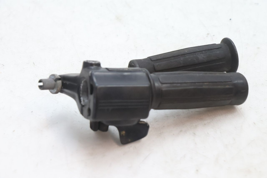 photo de GASGRIFF PEUGEOT 103 SPX CLIP 50 (1989 - 1992) - Zoom auf Gebrauchszustand