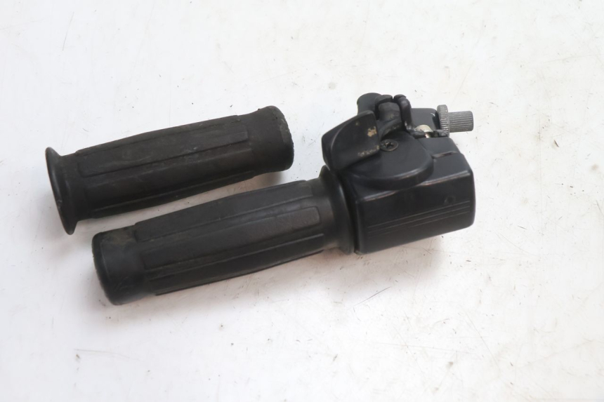 photo de GASGRIFF PEUGEOT 103 SPX CLIP 50 (1989 - 1992) - Gesamtansicht des Produkts