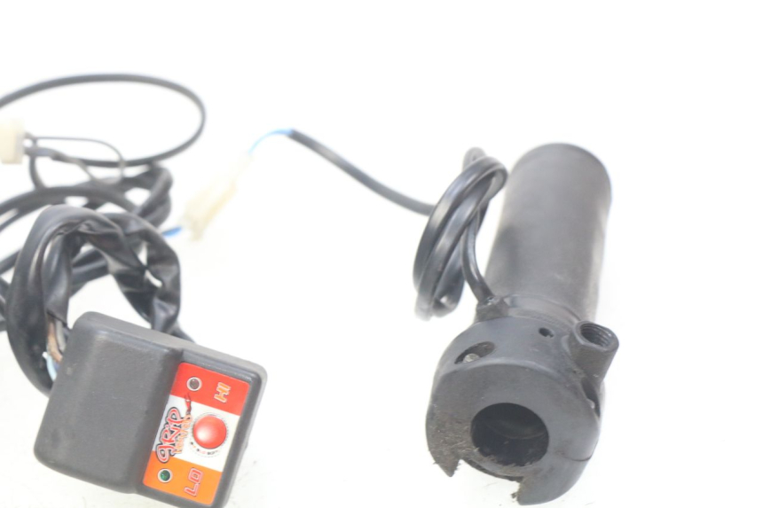 photo de GASGRIFF HONDA FES PANTHEON 2T 125 (1998 - 2002) - Oberflächenzustand und Material