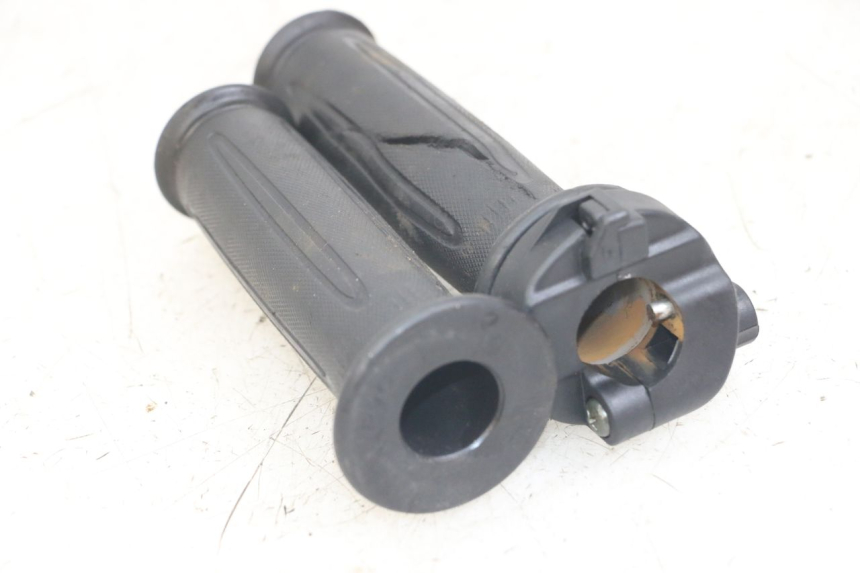 photo de GASGRIFF SYM FIDDLE 3 III 125 (2014 - 2020) - Zoom auf Gebrauchszustand