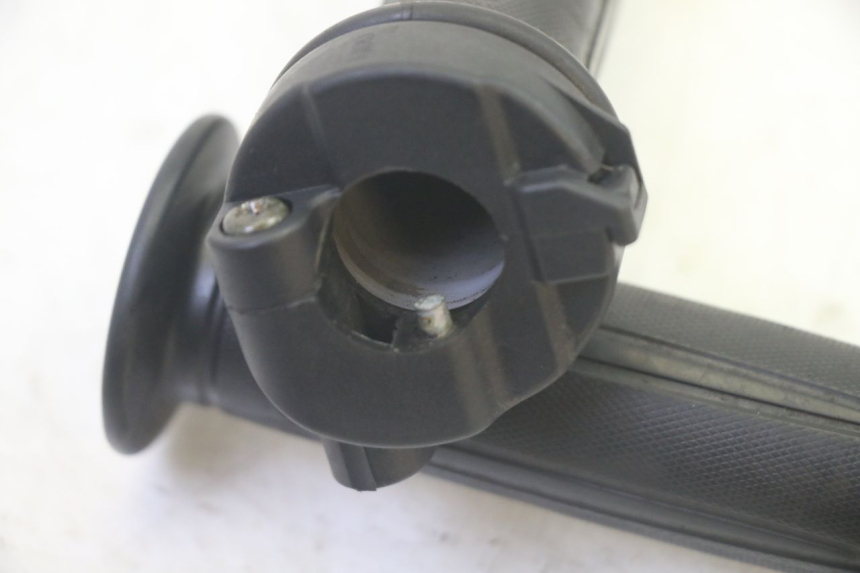 photo de GASGRIFF SYM FIDDLE 3 III 125 (2014 - 2020) - Zoom auf Gebrauchszustand