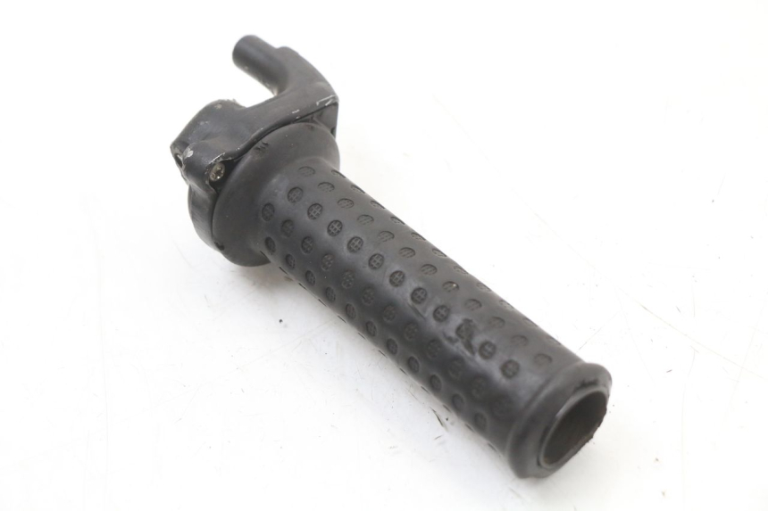 photo de GASGRIFF PIAGGIO FLY 2T 50 (2004 - 2017) - Zoom auf Gebrauchszustand